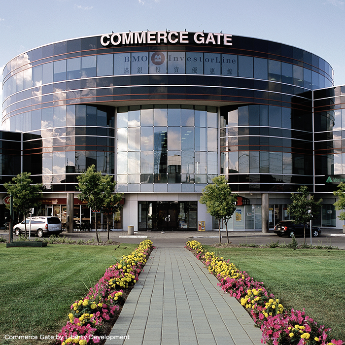 COMMERCE GATE - Thornhill